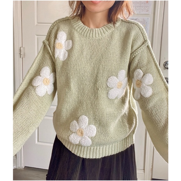 Cozy Sage Daisy Fuzzy Patch Reverse Stitch Sweater Top - Picture 1 of 11
